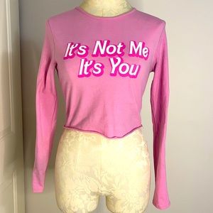 Fashion Nova L/S graphic crop top